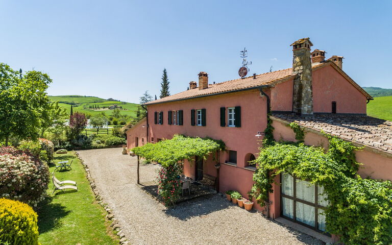 Villa Castiglione: Buitenkanten, Buitenshuis