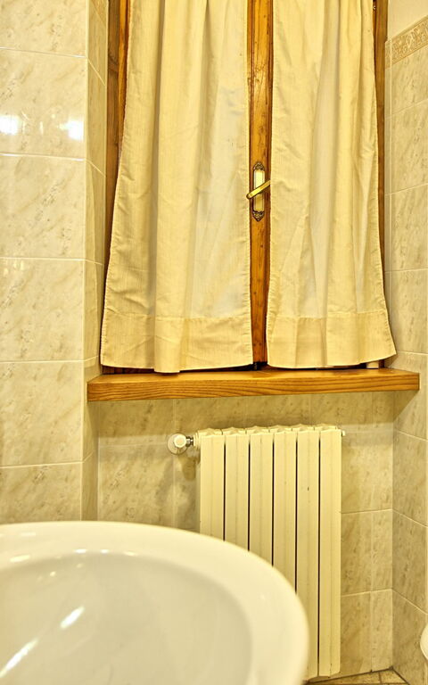 Villa Lorenzo: Badkamer