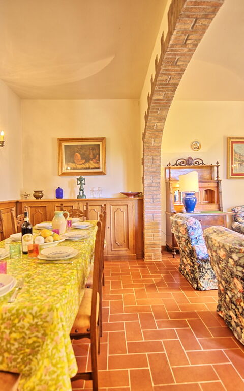 Casale Ambra: Lunchroom, Woonkamer