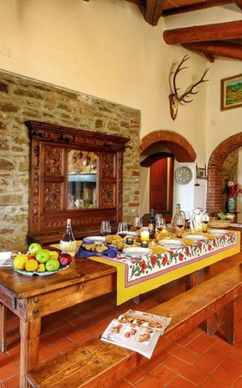 Civitella: Lunchroom, Woonkamer