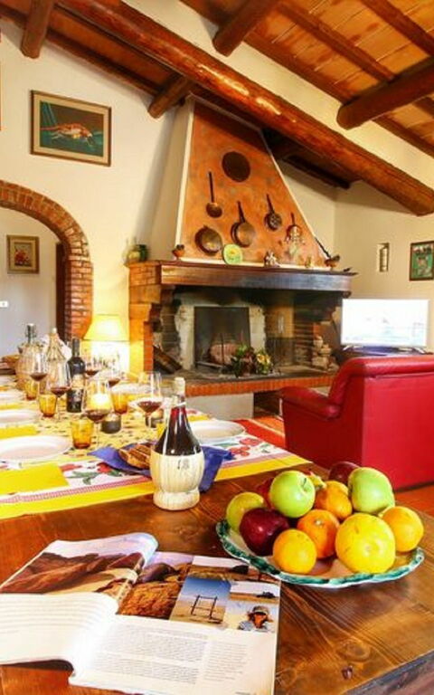 Civitella: Lunchroom, Woonkamer