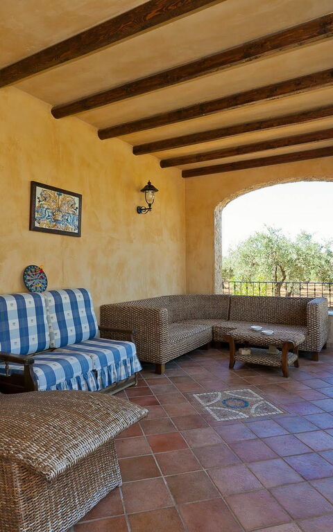 Villa Oasi: Buitenshuis