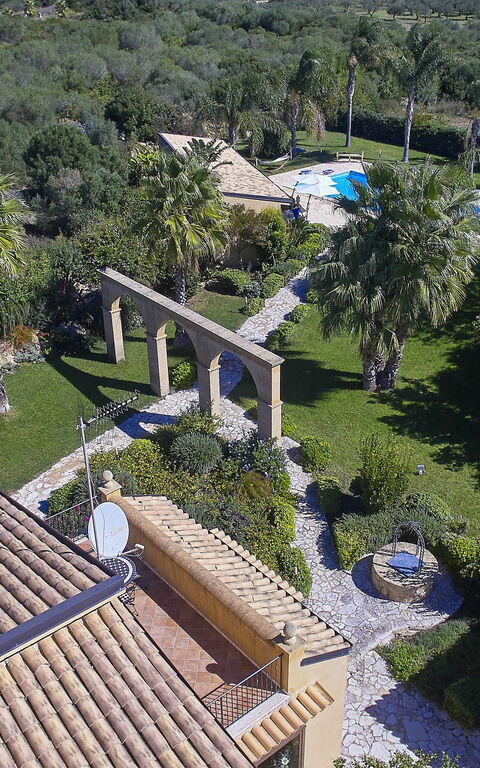 Villa Oasi: Keer bekeken