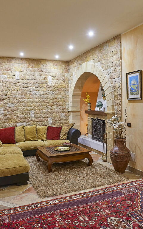 Villa Oasi: Woonkamer