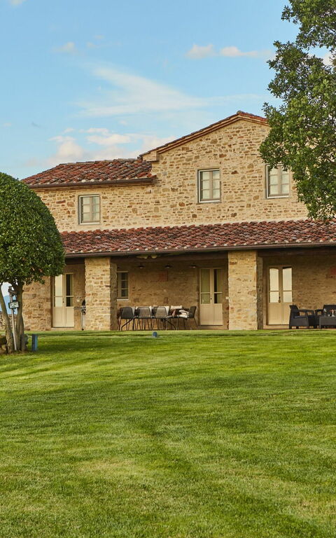 Villa Agazzi: Balkon / terras / patio, Tuin