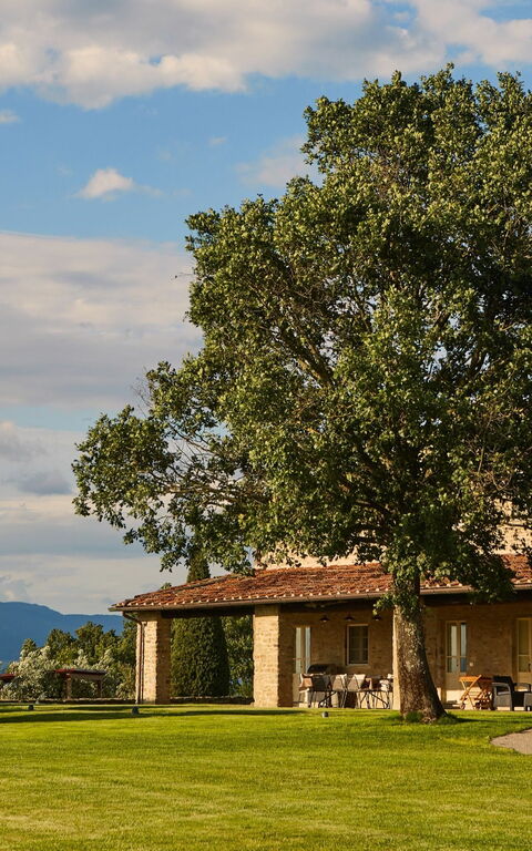 Villa Agazzi: Buitenkanten, Buitenshuis, Tuin