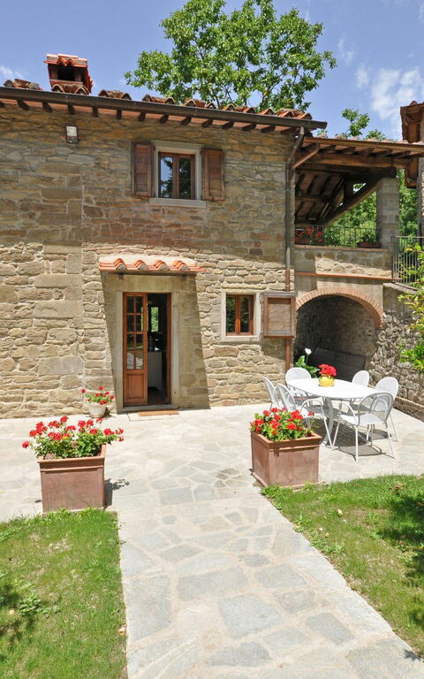 Villa Dame: Buitenkanten, Buitenshuis, Tuin