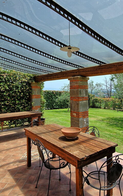 Villa Poggetta: Buitenshuis