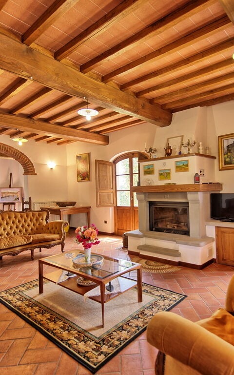 Villa Poggetta: Woonkamer