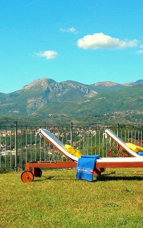 Villa Saida: Buitenshuis, Tuin