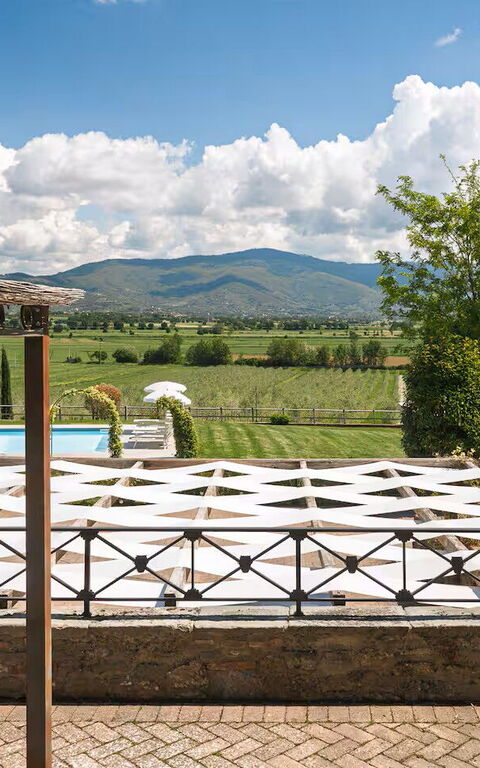 Villa Giare: Buitenshuis