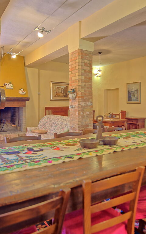 Cerretalta: Lunchroom, Woonkamer