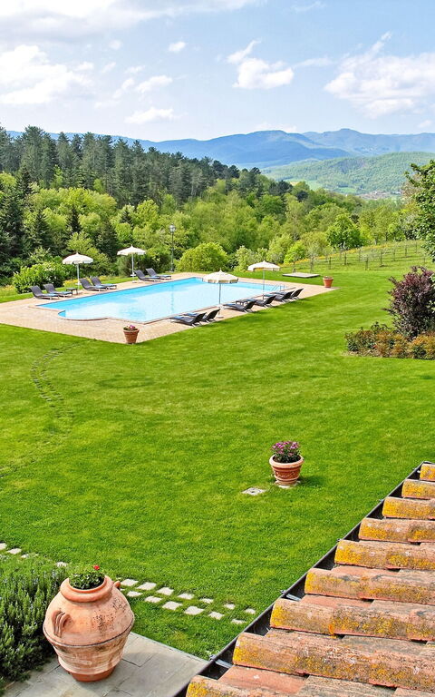 Villa Sant' Angelo: Tuin, zwembad