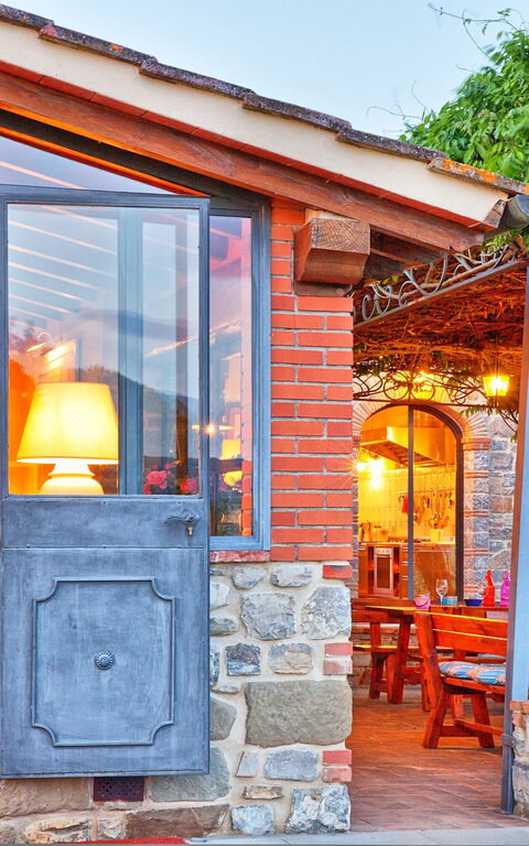 Villa Sant' Angelo: Buitenshuis