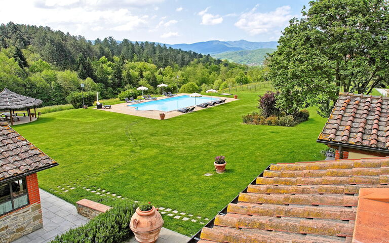 Villa Sant' Angelo: Tuin, zwembad