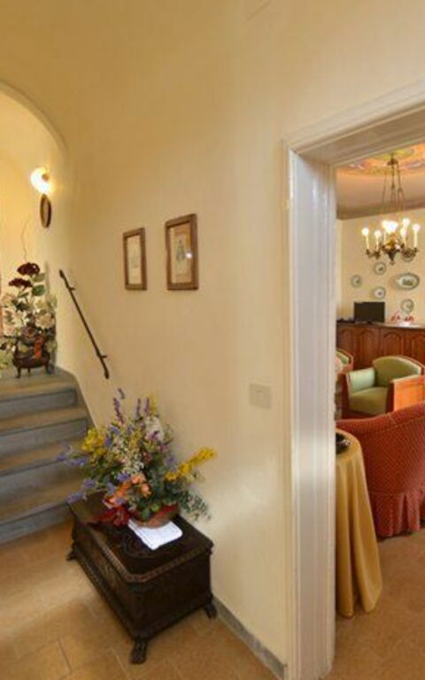 Villa Buonaparte: Woonkamer