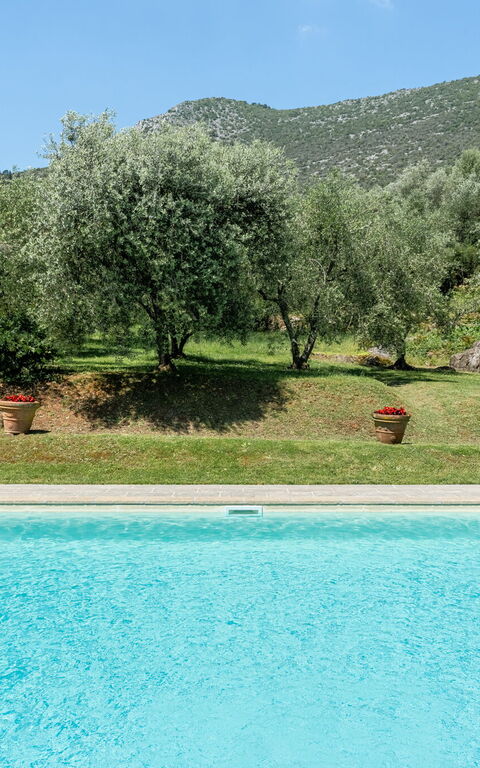 Villa De Ranieri: zwembad