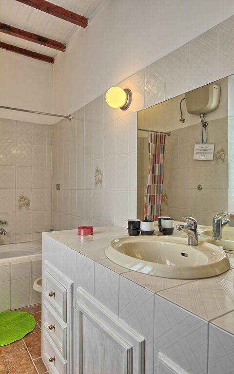 Villa Campogialli: Badkamer