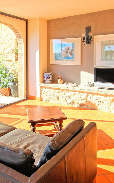 Guardistallo: Lunchroom, Woonkamer