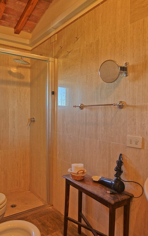 Villa Camaiore: Badkamer