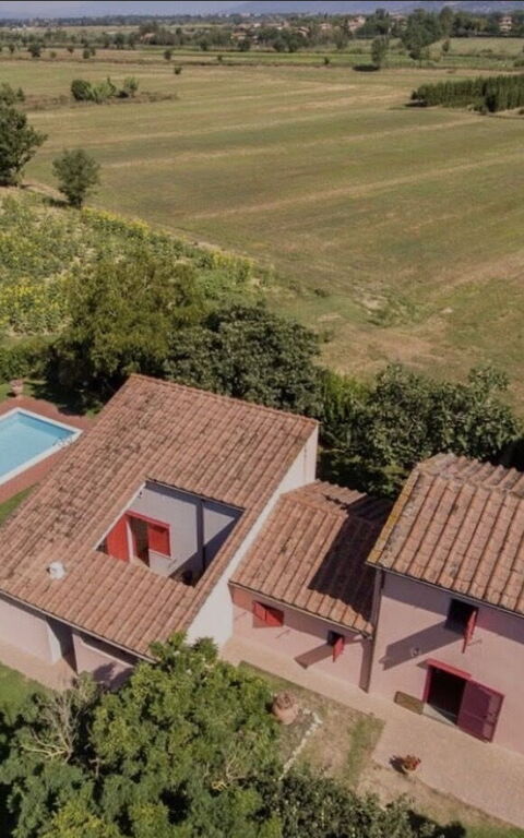 Casa Laura: Keer bekeken, Tuin, zwembad