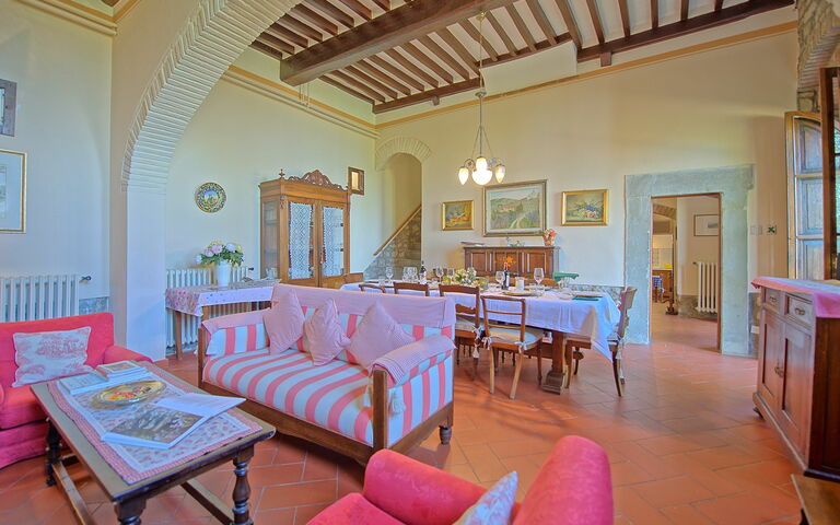 Casale Girifalco: Woonkamer