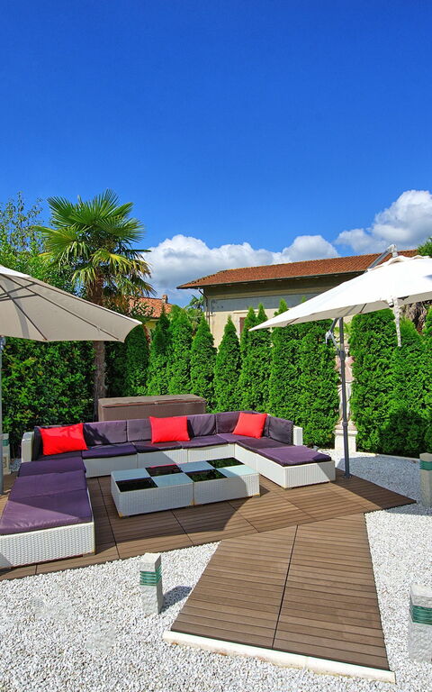 Villa Raffaela: Buitenshuis, Tuin