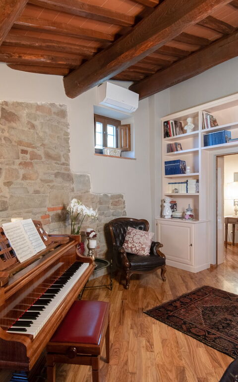 Villa Casalguidi: Woonkamer