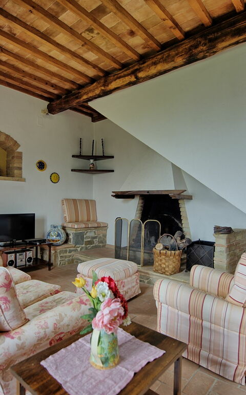 Villa Montalcino: Woonkamer