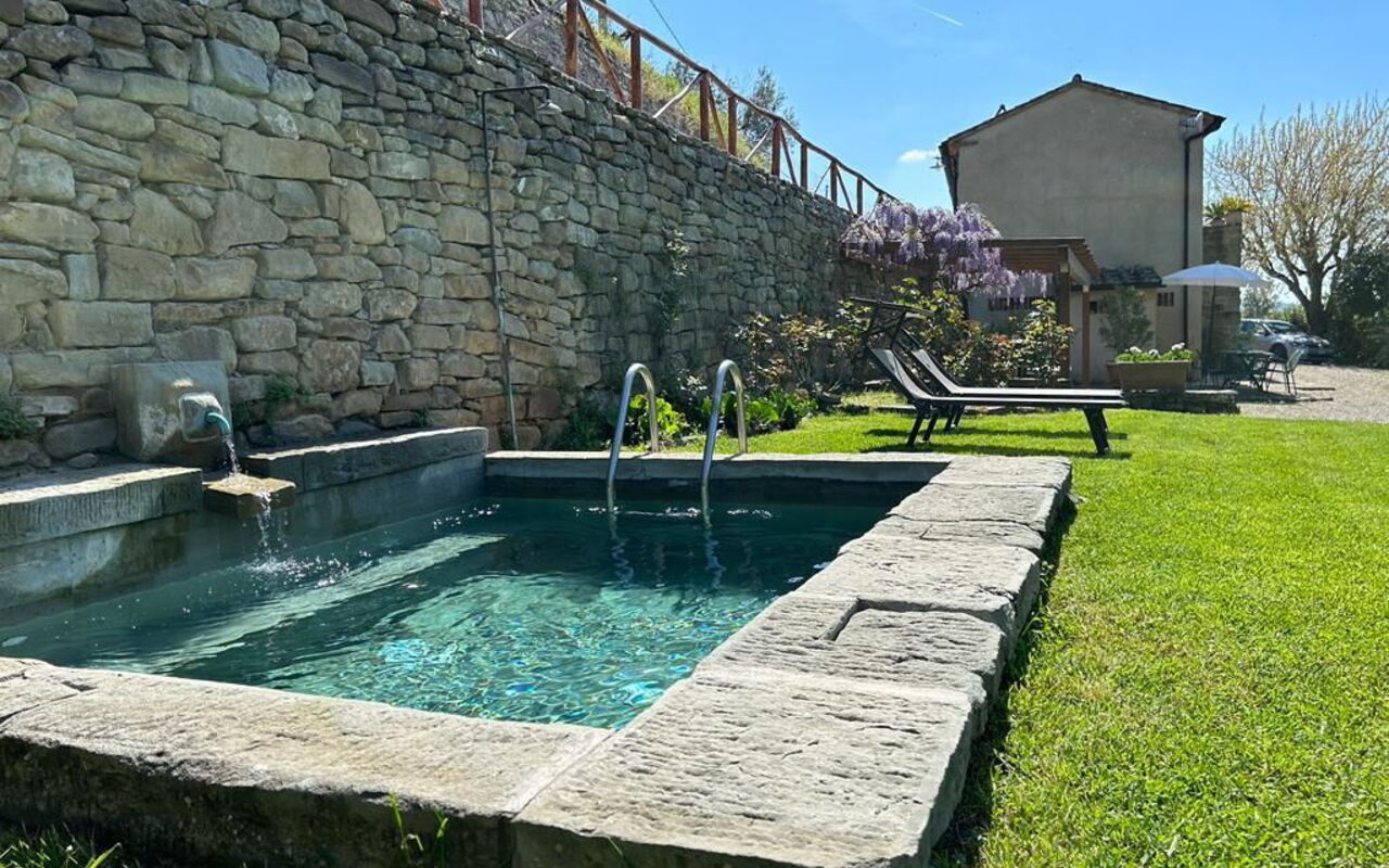 Antico Casale: Buitenkanten, Buitenshuis, Tuin, zwembad