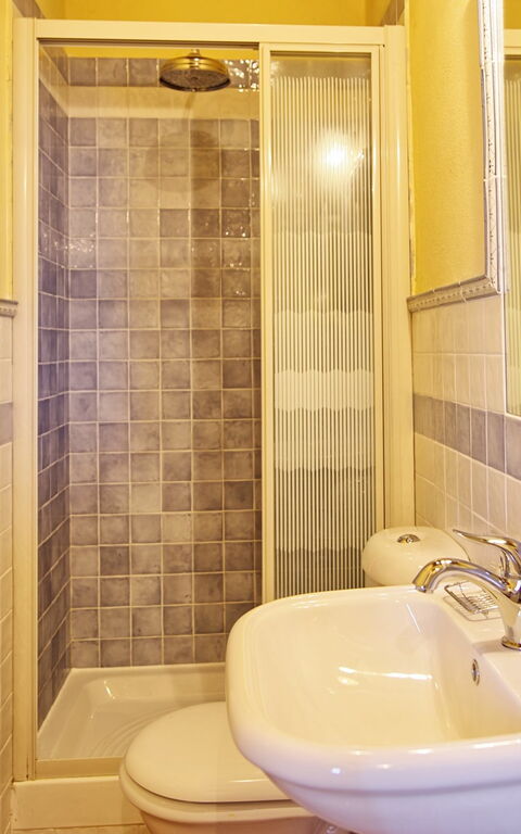 Villa Poggiolino: Badkamer