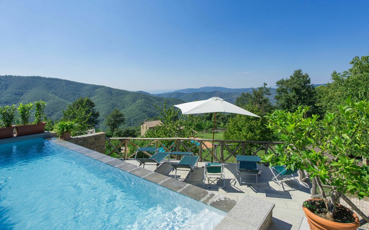 Villa Margherita Tre: zwembad