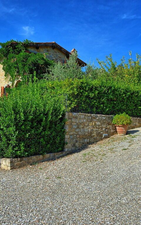 Casa Maria Luisa: Buitenshuis