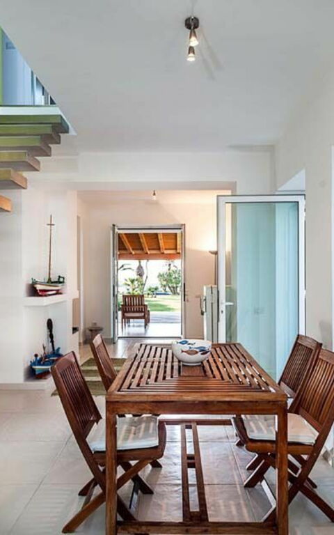 Cala Marina: Lunchroom, Woonkamer