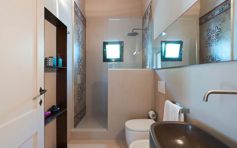 Accommodatie Isla Verde - Carrubi: Badkamer