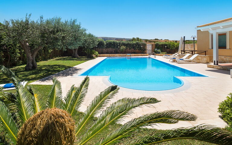 Afrodite: Buitenshuis, Tuin, Zomer, zwembad