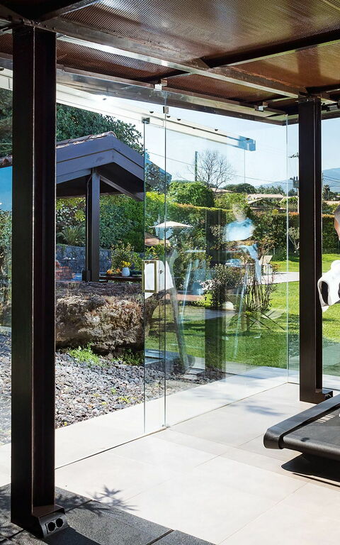 Viagrande: Activiteiten