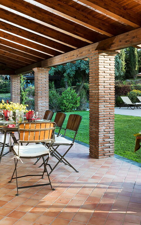 Viagrande: Buitenshuis, zwembad