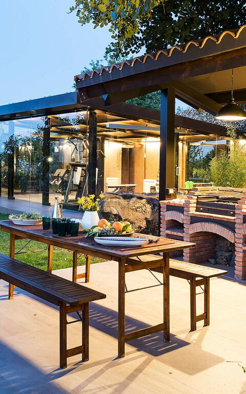 Viagrande: Buitenshuis