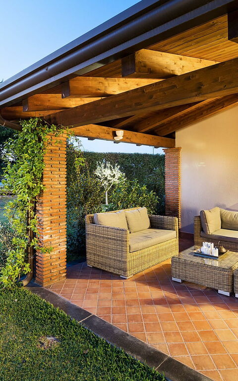 Viagrande: Buitenshuis