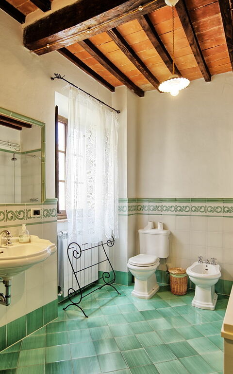 Villa Capolona: Badkamer