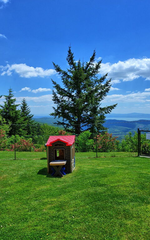 Villa Portole Due: Tuin