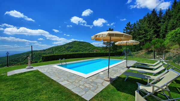 Villa Portole Due: zwembad