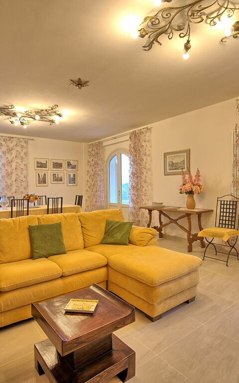 Villa Gaville: Woonkamer