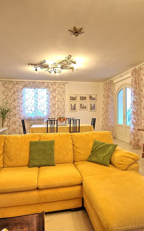 Villa Gaville: Woonkamer