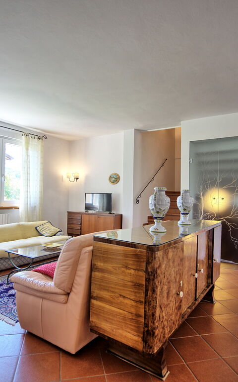 Villa Pratovecchio: Woonkamer