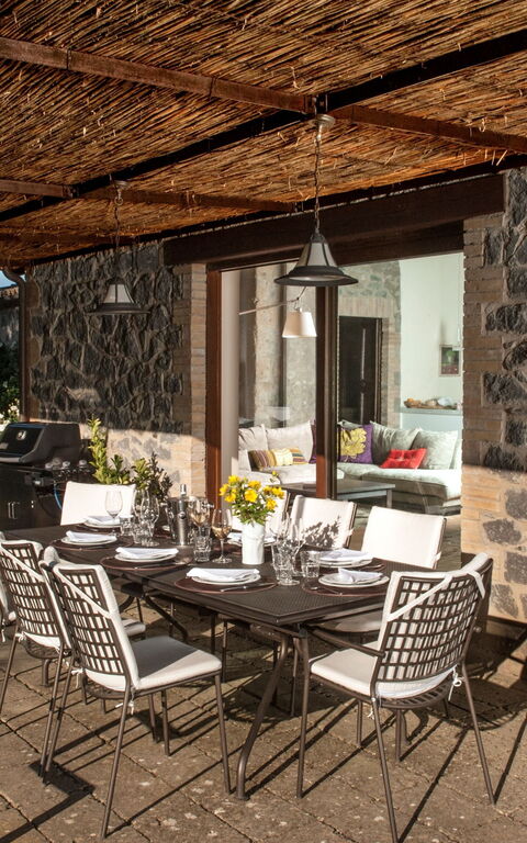 Casale Porano: Buitenkanten