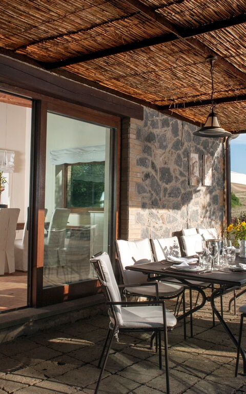 Casale Porano: Buitenkanten