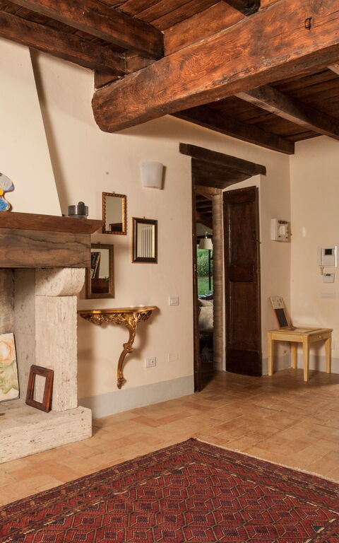 Casale Porano: Woonkamer