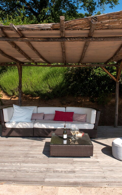 Casale Porano: Buitenkanten